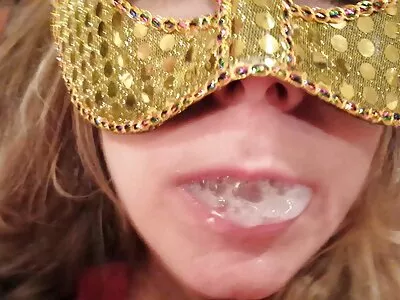 Pari slutty stepisers sexsivideot jakaa kumulat niiden isäpuoli